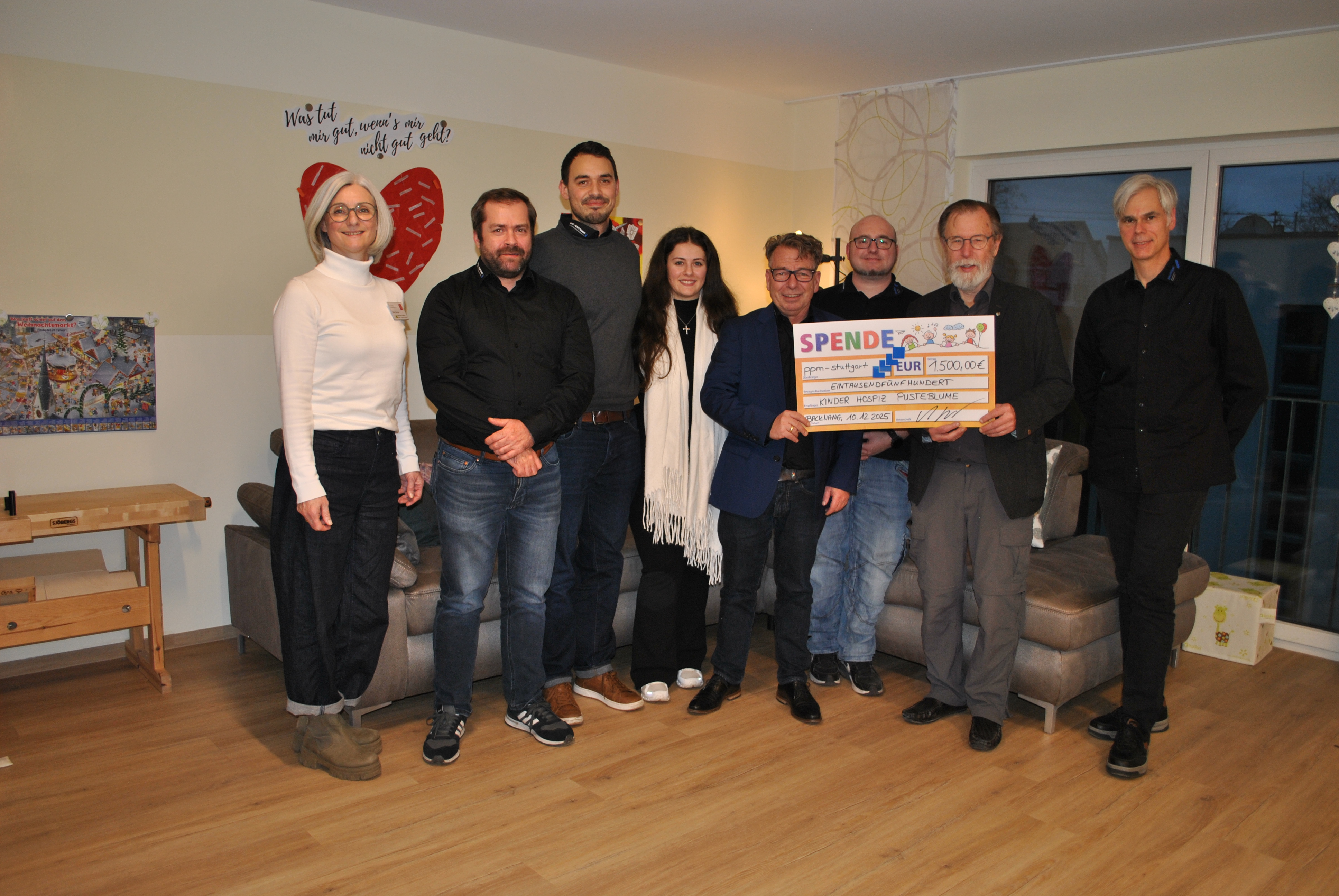 Scheckübergabe am 10.12.2025  Kinderhospizdienst Pusteblume Rems-Murr ppm-stuttgart DIKTAT-STUTTGART